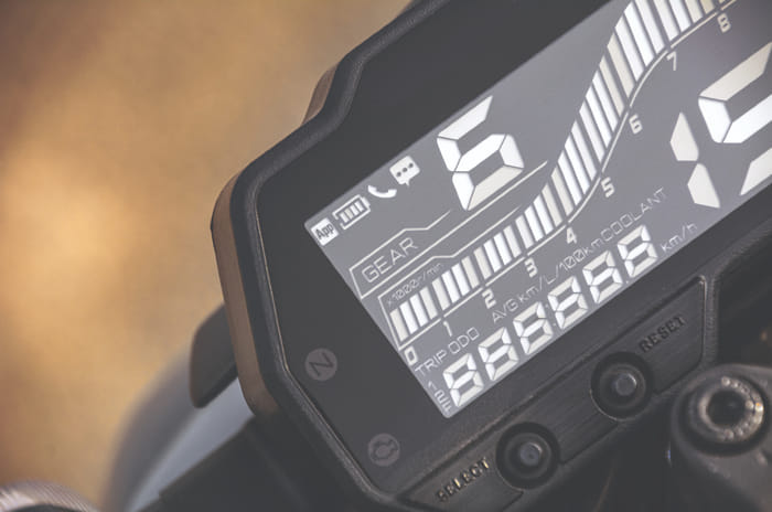 Yamaha MT-15 V2.0 review: cool city companion